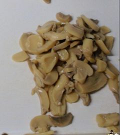 깡통에 있는 284g 양송이 버섯 버섯 조각/조각 및 줄기