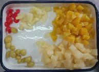 과일 통조림 칵테일은 가벼운 시럽 29oz에 있는 혼합 과일을 통조림으로 만들었습니다